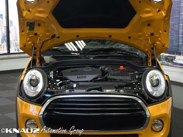 2017 Mini Hardtop Cooper 2dr Hatchback